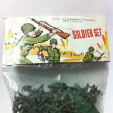 Figuras de Goma y PVC: SOLDIER SET- - MADE IN HONG KONG- AÑOS 70. Lote 30532587