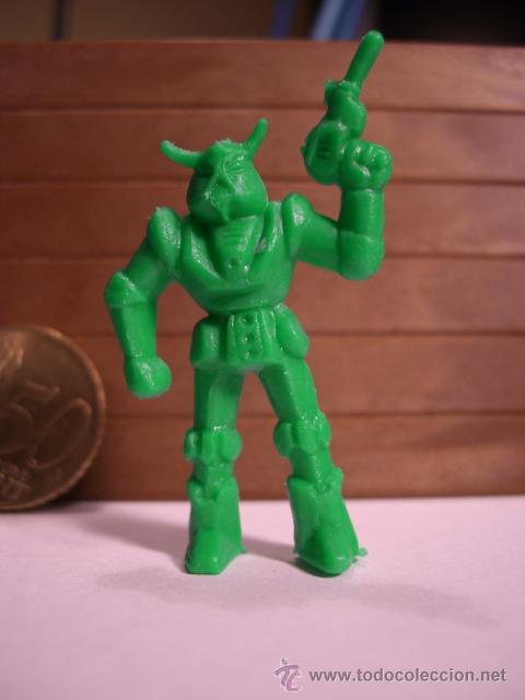 Figuras de goma y PVC: DUNKIN , SERIE ROBOTS - Foto 1