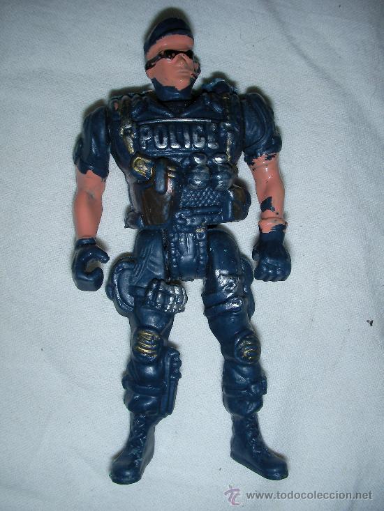 Rubber and PVC Figures: POLICIA
