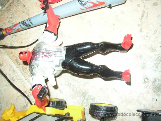 Figuras de goma y PVC: MU&Ntilde;ECO DE HASBRO 2003 - Foto 1