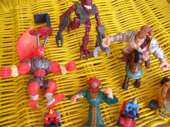 Figuras de goma y PVC: LOTE DE JUGUETES VARIOS - Foto 2