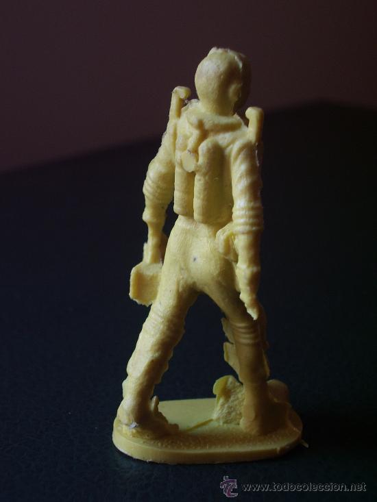 Figuras de goma y PVC: Figura  ASTRONAUTA. - Foto 3