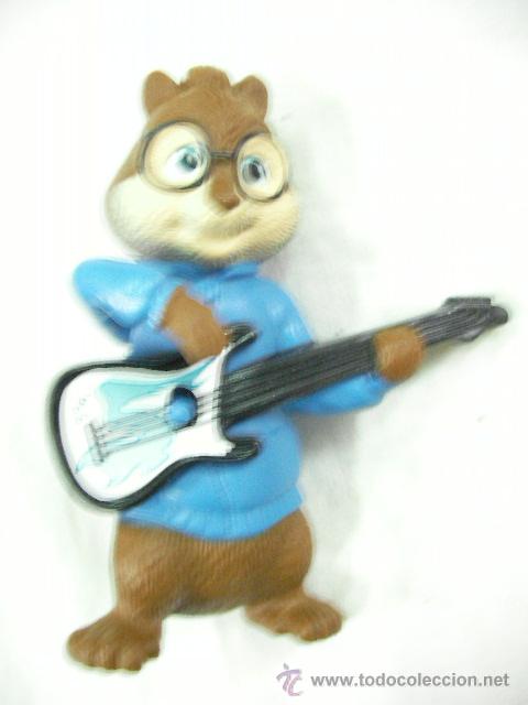 Gummi- und PVC-Figuren: FIGURA DIBUJOS ANIMADOS - ARDILLA CON GUITARRA