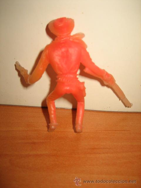 Figuras de goma y PVC: VAQUERO NARANJA - Foto 2