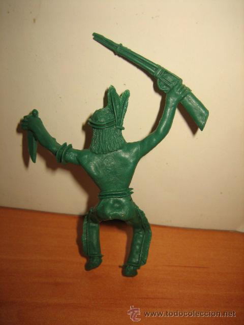 Figuras de goma y PVC: INDIO VERDE CON CUCHILLO Y RIFLE - Foto 2