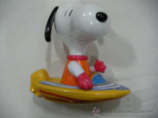 Figuras de goma y PVC: SNOOPY EN LANCHA - Foto 1