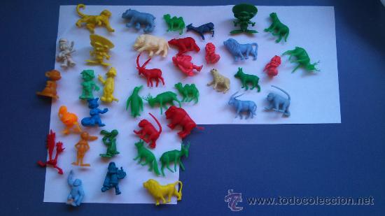 Figuras de goma y PVC: figuritas dukinn - Foto 1