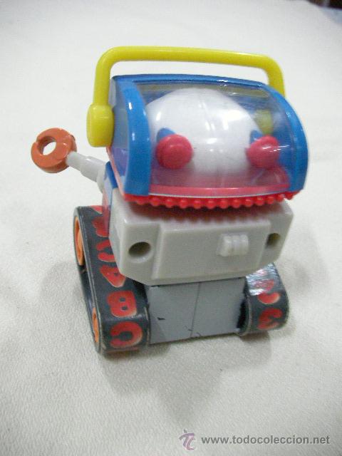 Figuras de goma y PVC: --- CURIOSO ROBOT --- - Foto 1