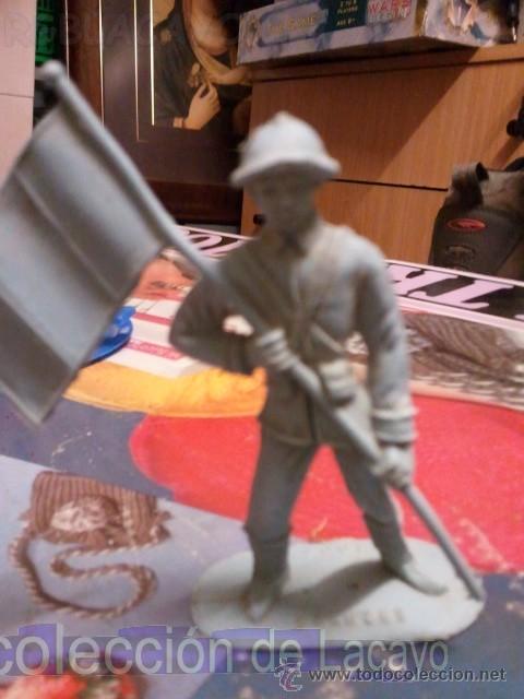 Figuras de goma y PVC: SOLDADO FRANCES DE COMANSI - Foto 1