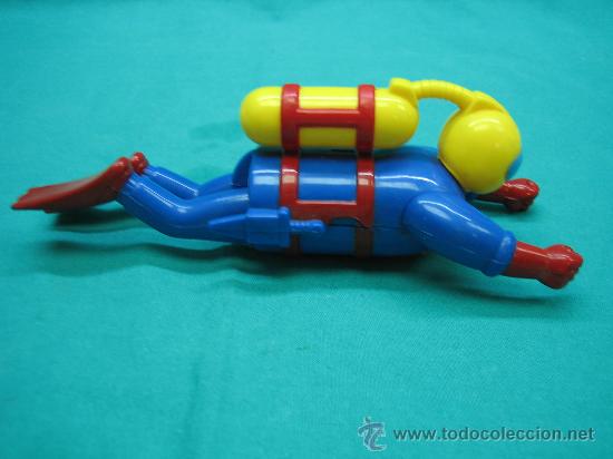 Figuras de goma y PVC: submarinista a cuerda - Foto 1