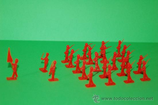 Figuras de goma y PVC: AIRFIX - 23 ANTIGUOS SOLDADOS DE LA GUARDIA REAL INGLESA