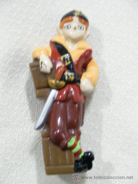 Figuras de goma y PVC: FIGURA PIRATA - Foto 1