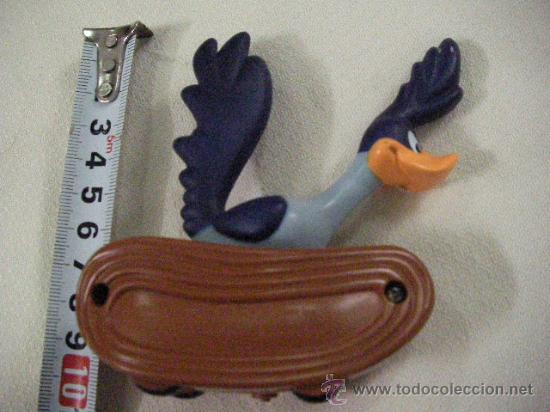 Figuras de goma y PVC: CORRECAMINOS - Foto 1