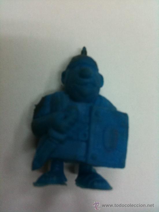 Figuras de goma y PVC: FIGURA DUNKIN PERSONAJE ASTERIX - Foto 1