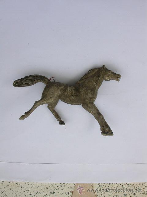 Figuras de goma y PVC: FIGURA SOTORRES - Foto 1