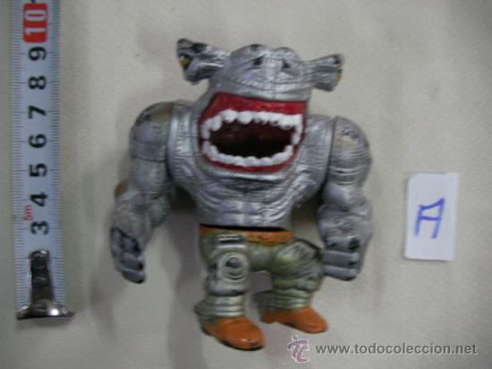 Figuras de goma y PVC: MONSTRUO TIBURON - Foto 1