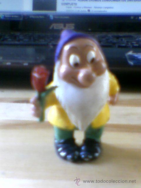 Figuras de Goma y PVC: Figura goma mu&ntilde;eco enanito enano pintado mano flor antiguo sin marca espalda 6 cms
