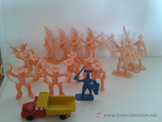 Figuras de goma y PVC: ARTICULO DE MONTAPLEX - Foto 1