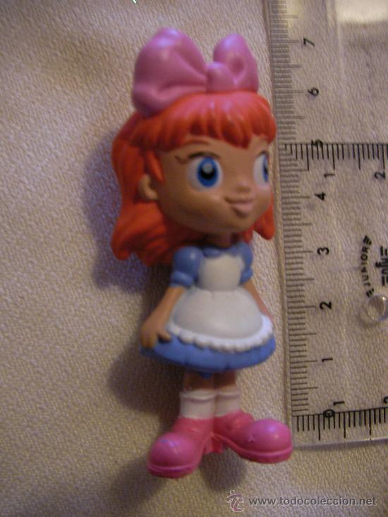 Rubber and PVC Figures: NI&Ntilde;A