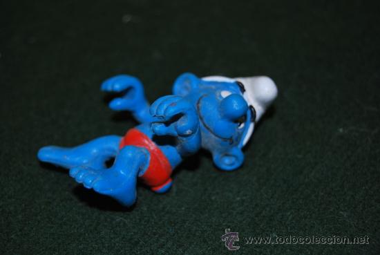 Figuras de Goma y PVC: PITUFO MOTORISTA - SIN MOTO - PEYO - FIGURA DE PVC