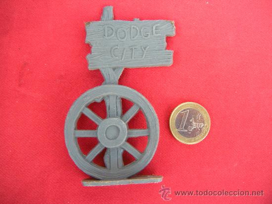 Figuras de goma y PVC: CARTEL DODGE CITY - Foto 1