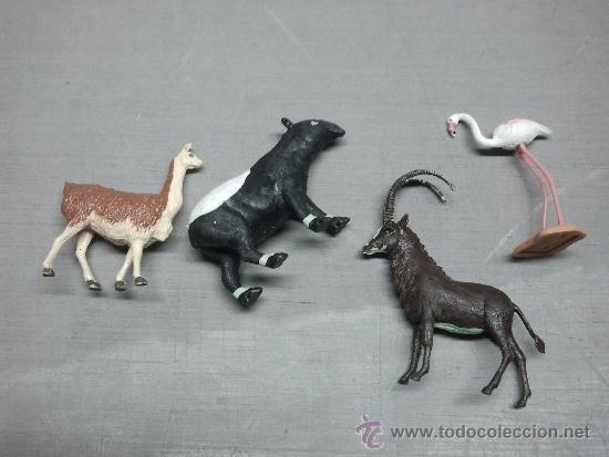 Figuras de goma y PVC: figuras e animasles de la marca britains - Foto 1