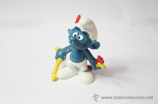 Rubber and PVC Figures: Figura de Goma/ PVC - Pitufo con Arco y Flechas -Peyo, Bully, Germany