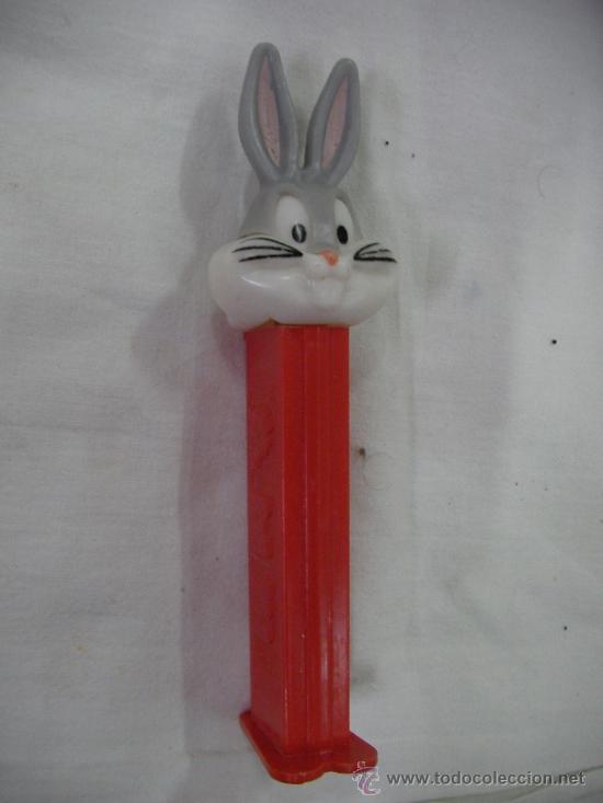 Figuras de goma y PVC: FIGURA PEZ BUGS BUNNY - Foto 1