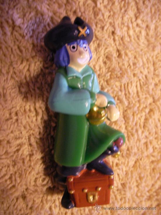 Figuras de goma y PVC: PIRATA CON COFRE DEL TESORO - Foto 1