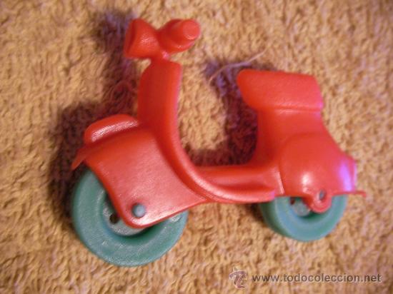 Gummi- und PVC-Figuren: PEQUE&Ntilde;A VESPA - ENVIO INCLUIDO A ESPA&Ntilde;A