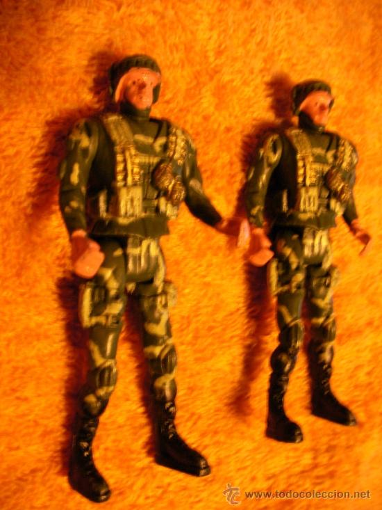 Gummi- und PVC-Figuren: LOTE DE MILITARES