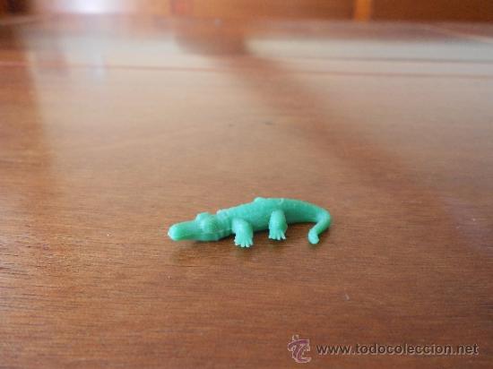 Figuras de goma y PVC: FIGURA CHICLES DUNKIN COCODRILO - Foto 2