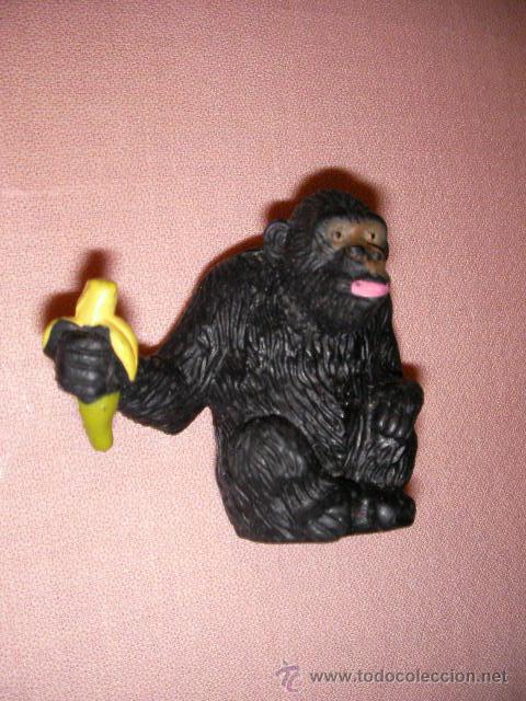 Figuras de goma y PVC: CHIMPANCE CON PLATANO - ENVIO GRATIS A ESPA&Ntilde;A - Foto 1