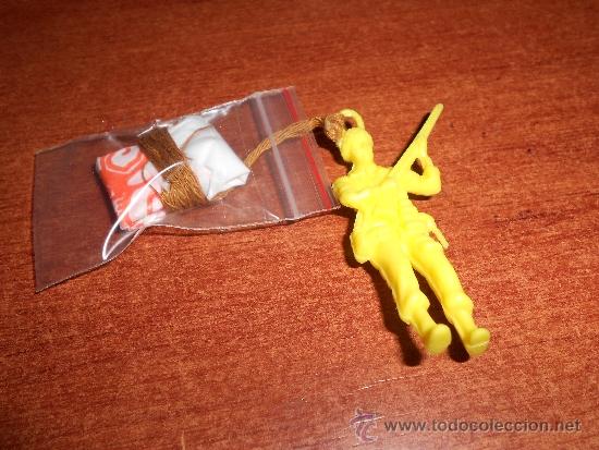 Gummi- und PVC-Figuren: ANTIGUO PARACAIDISTA DE QUIOSCO REF 4