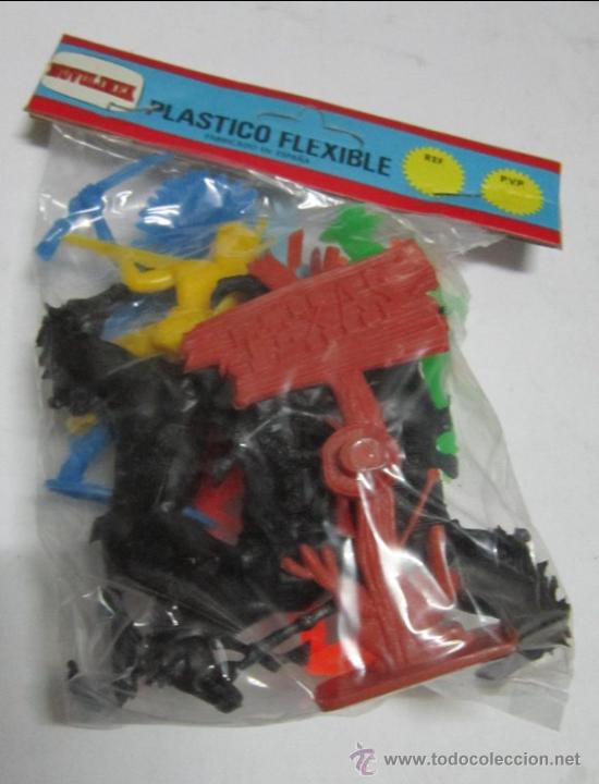Figuras de goma y PVC: FIGURAS NOVOLINEA, DE PLASTICO FLEXIBLE. CC - Foto 1