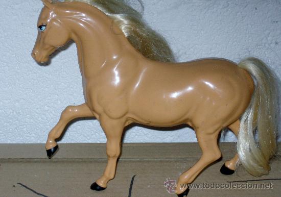 Figuras de goma y PVC: CABALLO CON PELO BLANDO - Foto 2