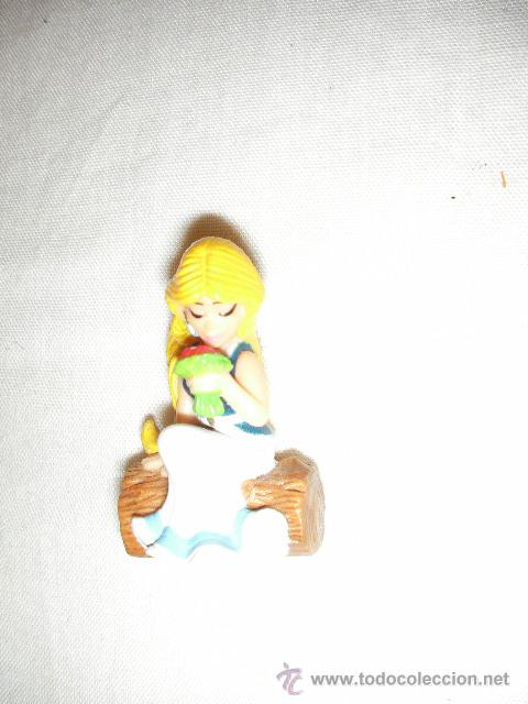 Figuras de goma y PVC: CHICA - Foto 1