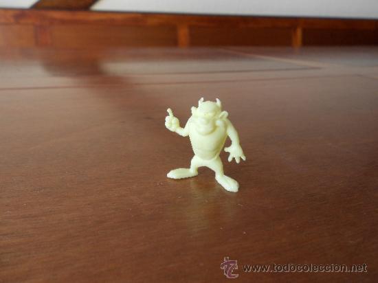 Figuras de goma y PVC: ANTIGUA FIGURA DE LOS CHICLES DUNKIN - Foto 1