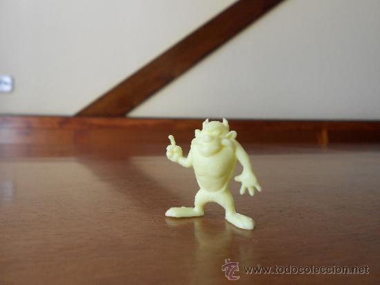 Figuras de goma y PVC: ANTIGUA FIGURA DE LOS CHICLES DUNKIN - Foto 2