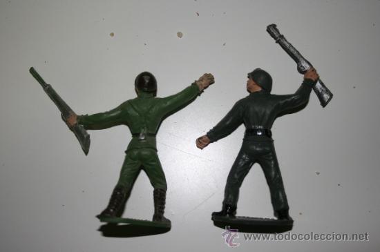 Figuras de goma y PVC: 2 figuras comansi. - Foto 2