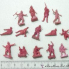 Figuras de Goma y PVC: MONTAPLEX RUSOS - FALTA EL MUÑECO PENULTIMO DE LA FOTO. Lote 117222284