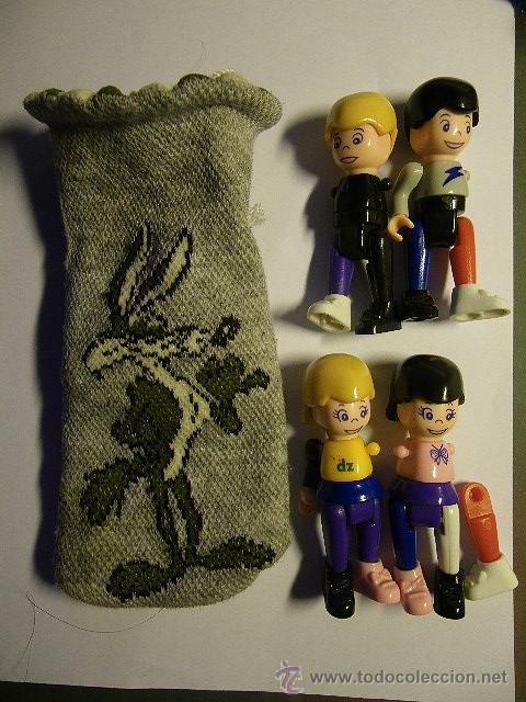 Figuras de Goma y PVC: Lote de 4 figuras incompletas y bolsa (sin marca)