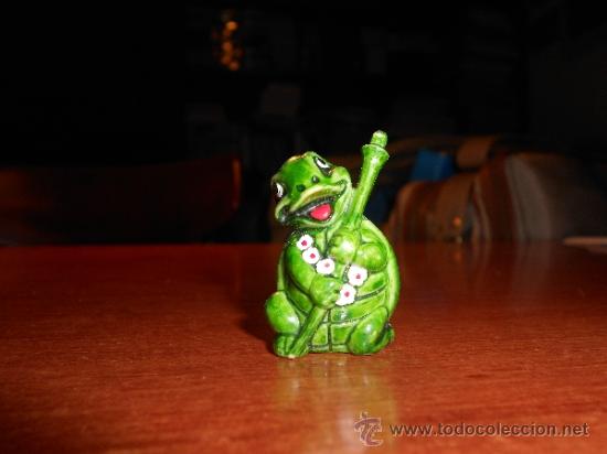 Figure di Gomma e PVC: JUGUETE KINDER