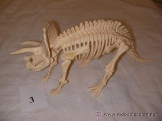 Figuras de goma y PVC: FOSIL DE DINOSAURIO - Foto 1