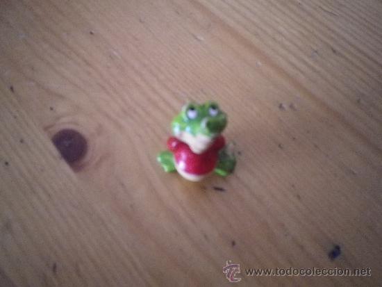 Figuras de goma Kinder: MU&Ntilde;ECO DE KINDER SORPRESA  COCODRILO - Foto 1