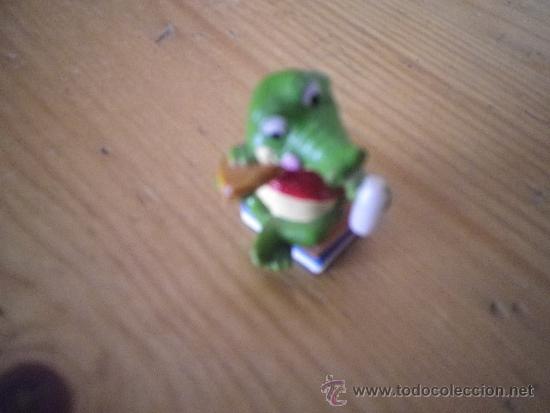 Figuras de goma Kinder: MU&Ntilde;ECO DE KINDER SORPRESA  COCODRILO - Foto 1
