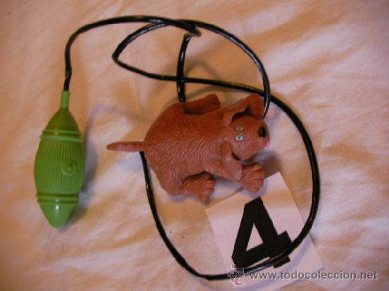 Figuras de goma y PVC: PERRO SALTARIN - Foto 1