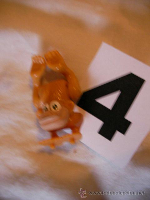Figuras de goma y PVC: MONO - Foto 1
