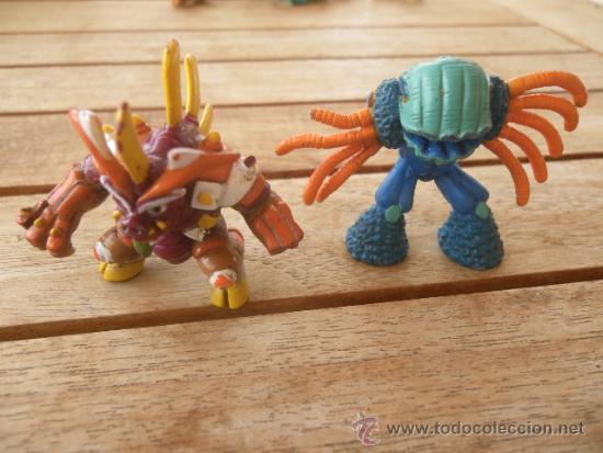 Figuras de goma y PVC: 2 mu&ntilde;ecos de monstruos 4,5 cm No indica la marca - Foto 1