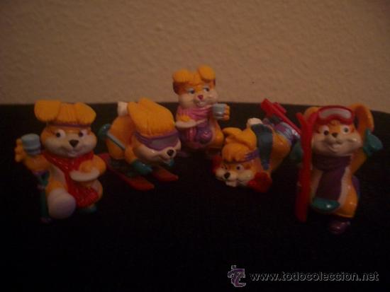 Figuras de Borracha e PVC: Kinder - Lote 5 figuras conejos esquiadores (Ski Bunnies) - A&ntilde;o 1998 - Se pueden vender sueltas